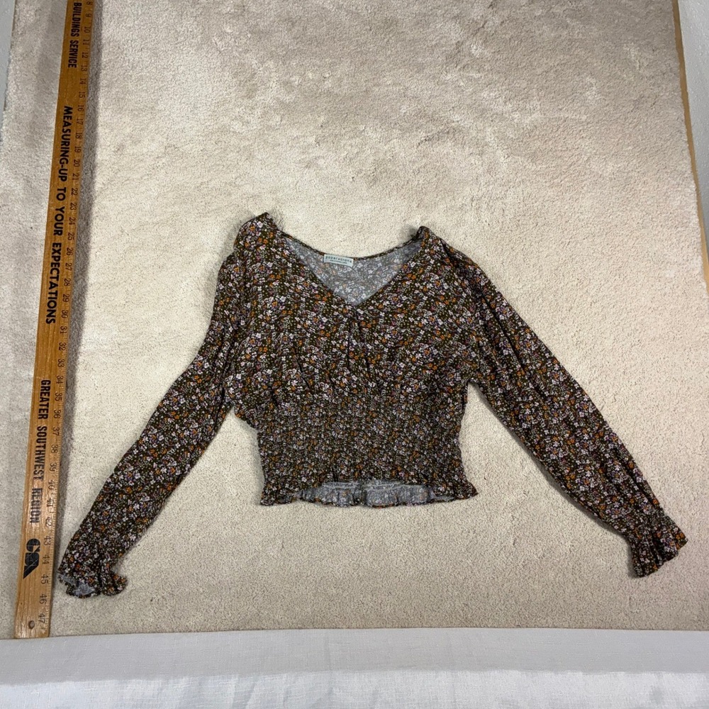 Paper Crane Women Large Floral Smocked Waist Crop Top V-Neck Long Sleeve